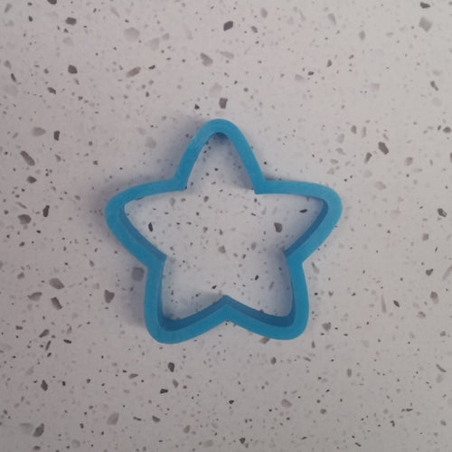 Cute Star cookie / biscuit cutter 6cm
