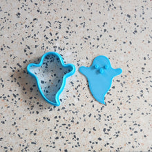 Load image into Gallery viewer, Spooky Ghost 8cm embosser &amp; cutter set
