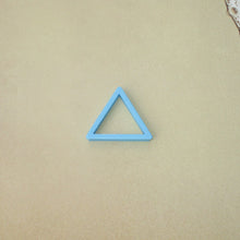 Load image into Gallery viewer, Triangle cookie / biscuit cutter - various sizes 3cm to 10cm